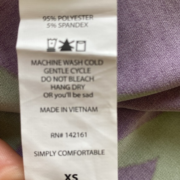 LuLaRoe “IRMA” HIGH-LOW TUNIC OVERSIZED TOP SIZE EXTRA SMALL 🌟NWT🌟 - Picture 11 of 13